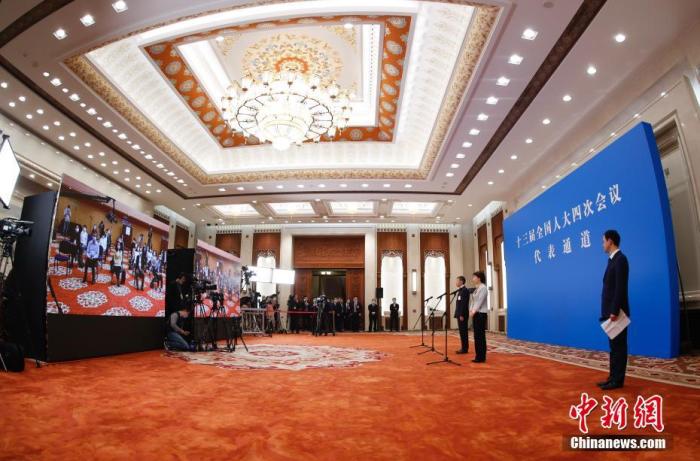 大黨與小船、英雄與“雄鷹”……“代表通道”講述有溫度的中國